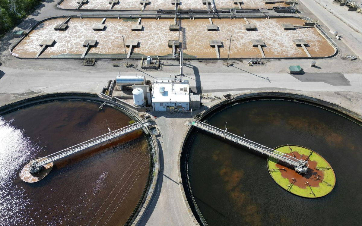 decantador de aguas residuales